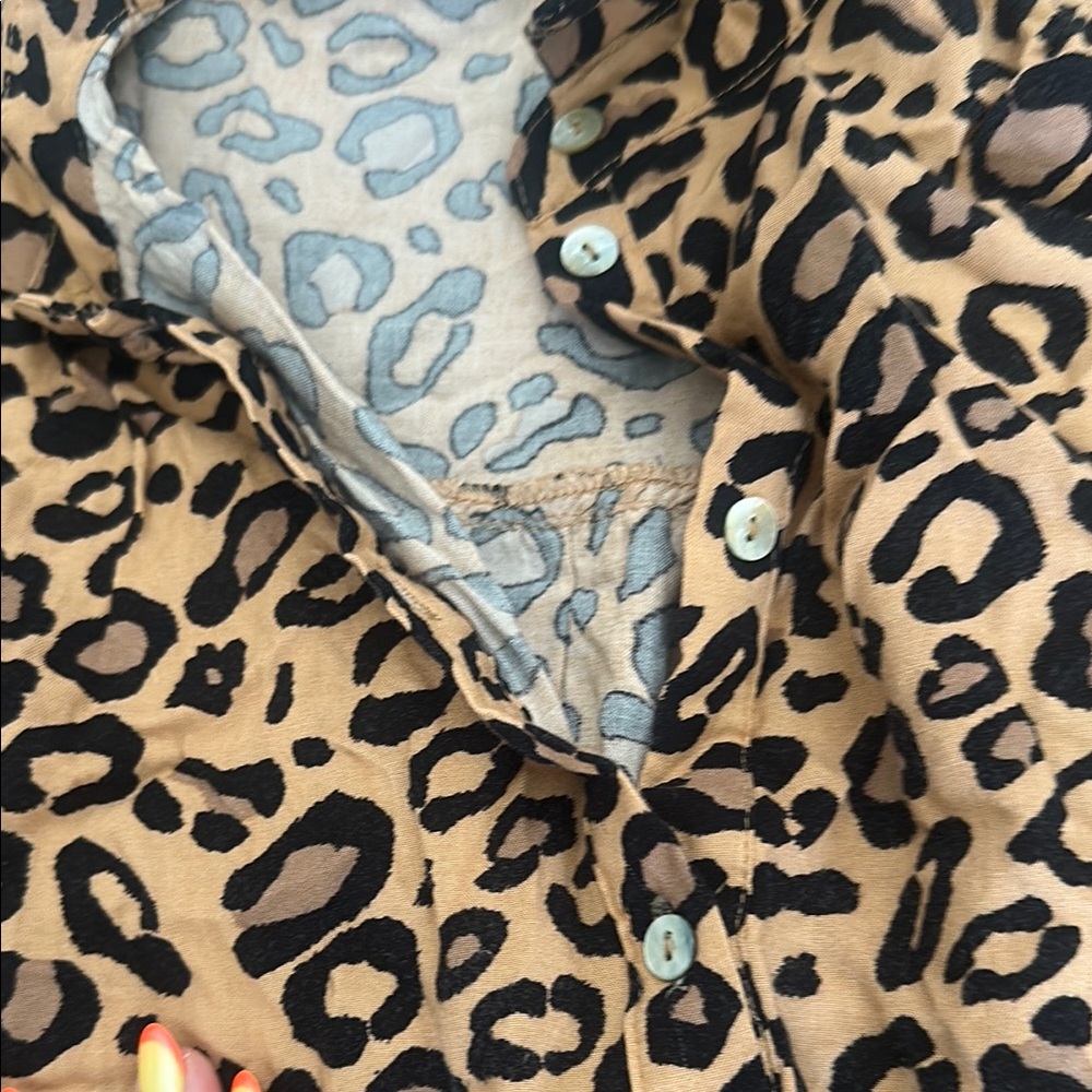 White closet Leopard Print Long Sleeve Button down midi Dress - Picture 3 of 7